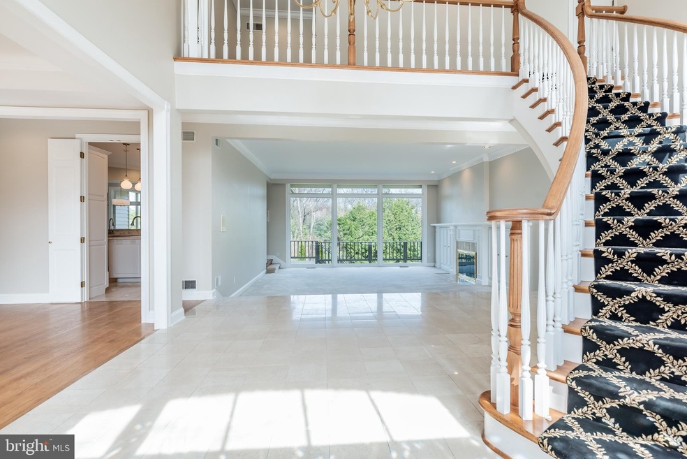 5 White Oak Cir, Lemoyne, PA 17043 - photo 1