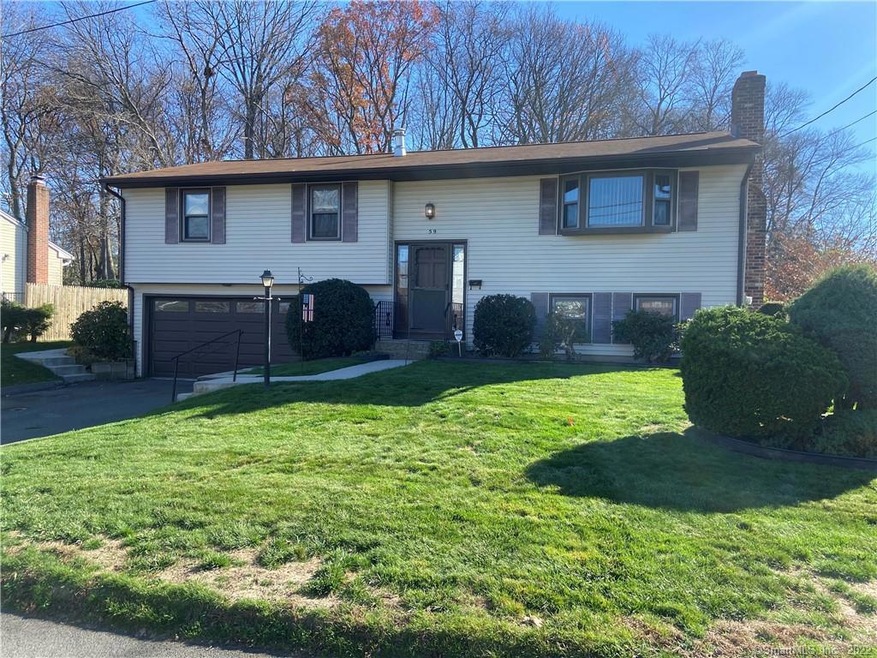 59 Carriage Dr, Waterbury, CT 06708 - photo 1