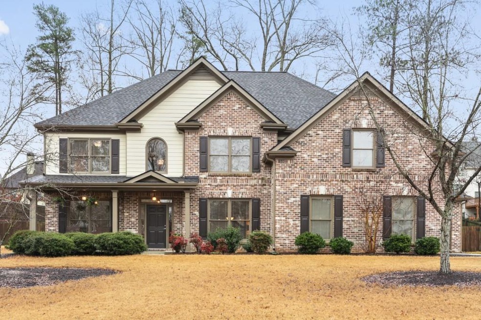 Beautiful traditional home with new roof in wonder