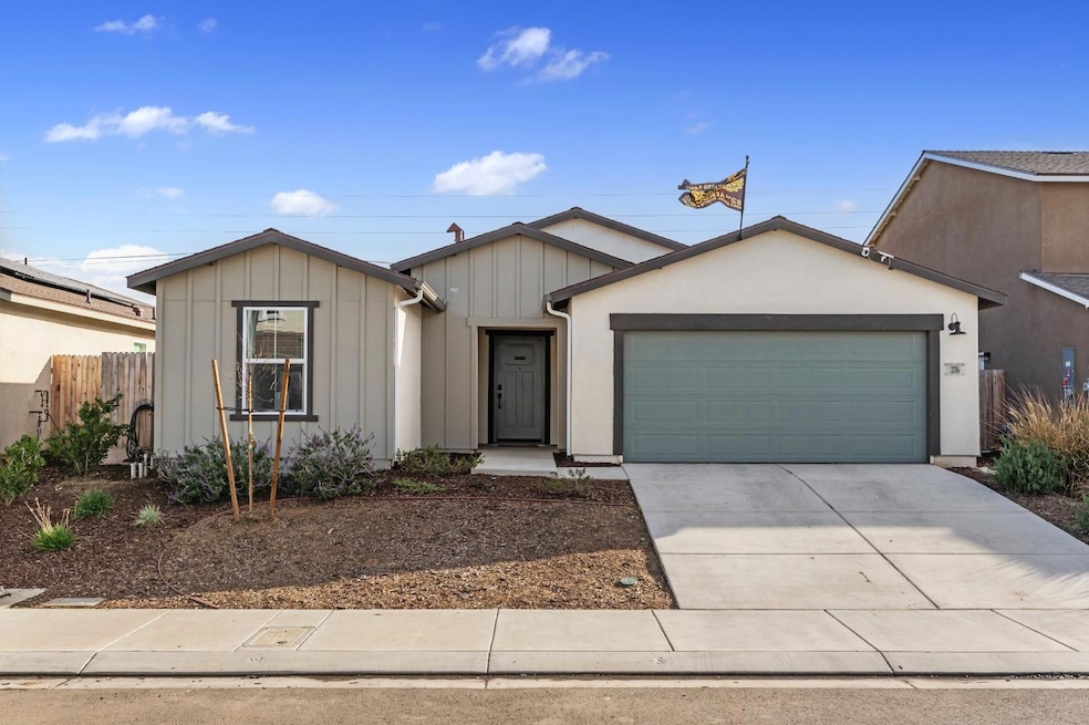 276 Grand View Ct, Merced, CA 95341 - photo 1