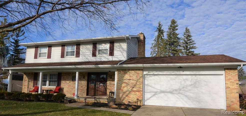 EXCEPTIONAL 5 BEDROOM HOME