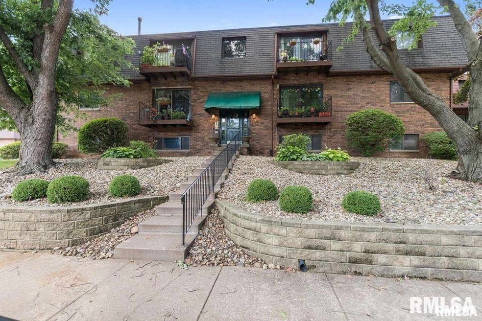 2501 26th Avenue Ct unit 1G, Rock Island, IL 61201 - photo 1