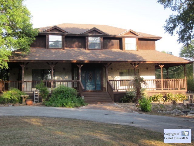 712 Thousand Oaks Loop, San Marcos, TX 78666 - photo 1