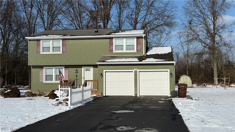 392 Earl Dr NW, Warren, OH 44483 - photo 1