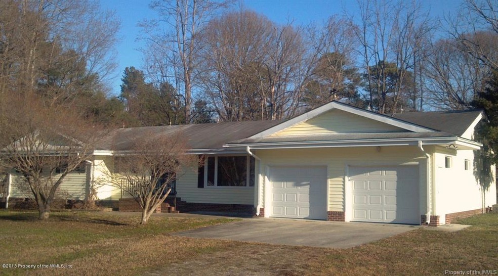 12 Landing Cir, Williamsburg, VA 23188 - photo 1