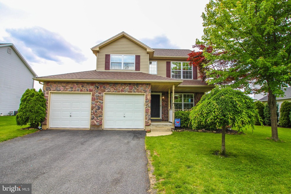 2730 Knollwood Way, Easton, PA 18040 - photo 1