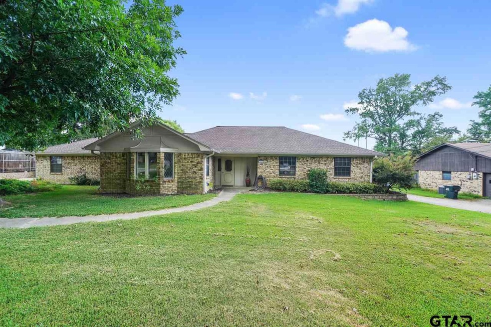 9204 9204 Pleasant Hill Cir, Tyler, TX 75707 - photo 1