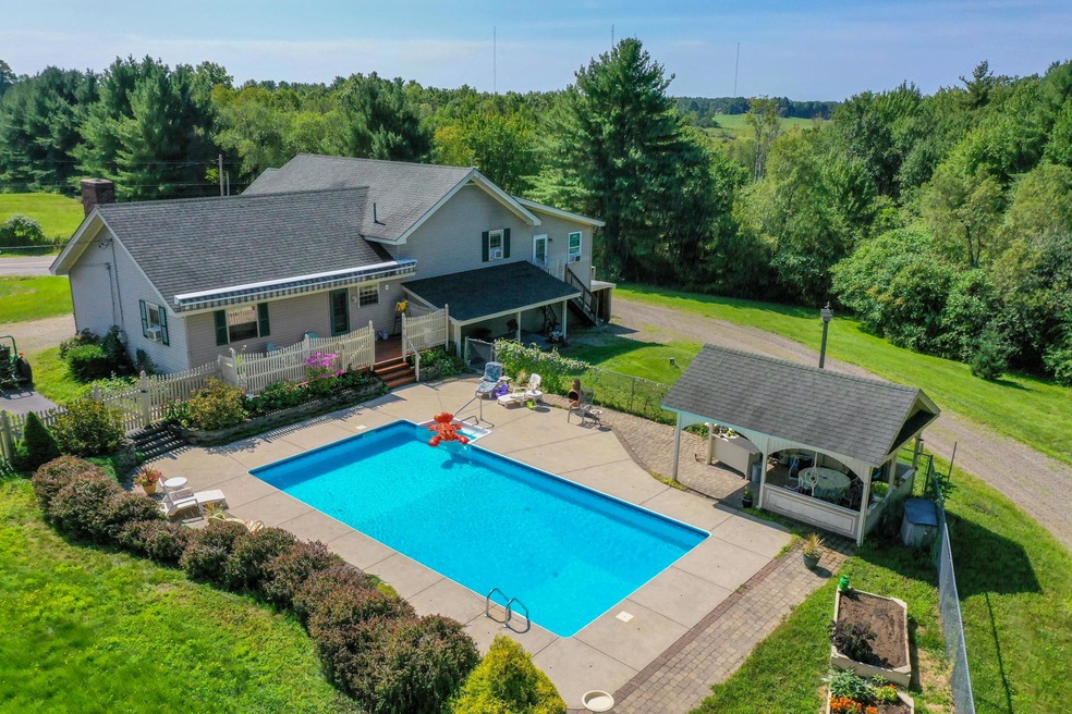 496 Waterman Rd, Buxton, ME 04093 - photo 1