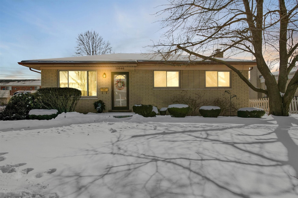 11646 Eldorado Dr, Sterling Heights, MI 48312 - photo 1