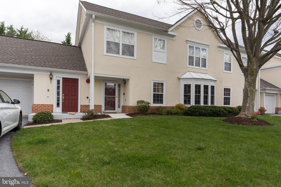 9 Thomas Craddock Ct unit 9, Pikesville, MD 21208 - photo 1