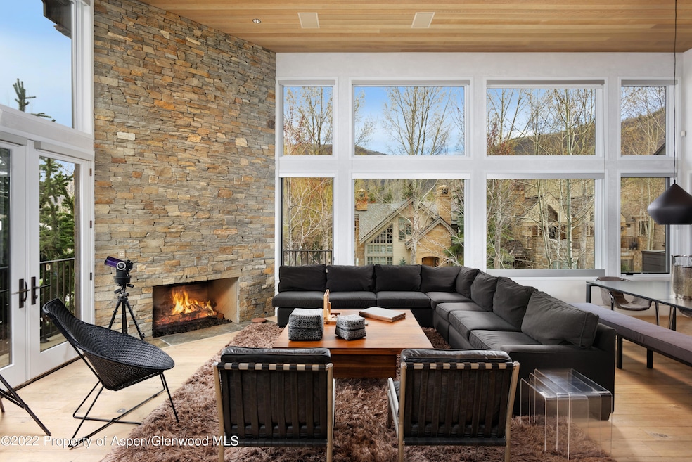 1 Living Room
