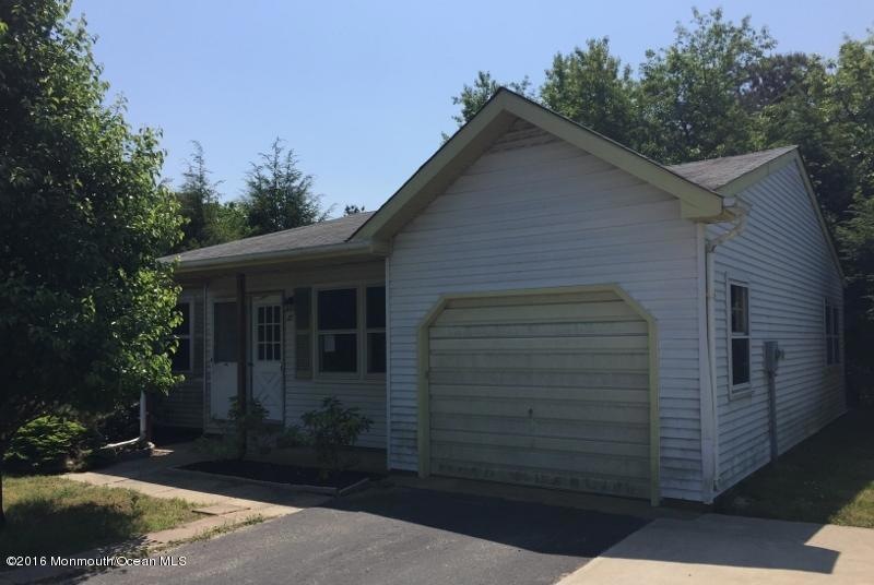 27 Westport Dr unit 71, Whiting, NJ 08759 - photo 1