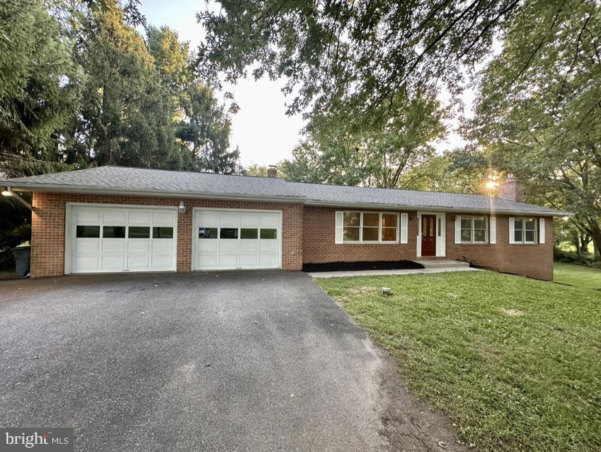 1317 Streaker Rd, Sykesville, MD 21784 - photo 1