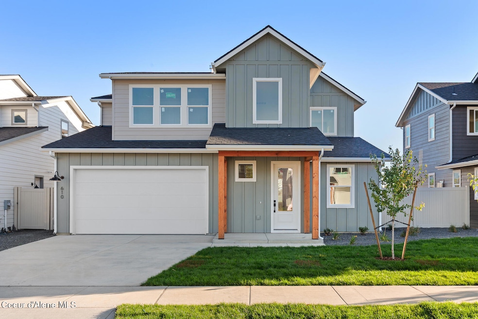 610 Moscow St, Sandpoint, ID 83864 - photo 1