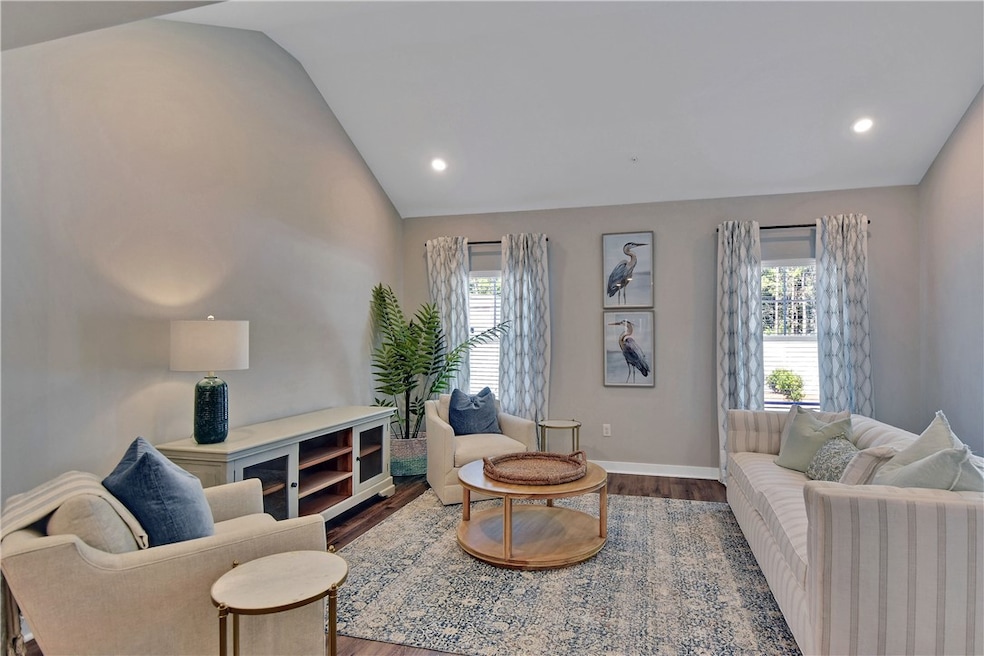 For Sale $299,990 • Co-Listing Agent