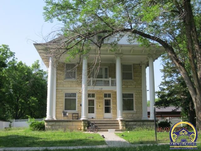 415 W Walnut St, Junction City, KS 66441 - photo 1