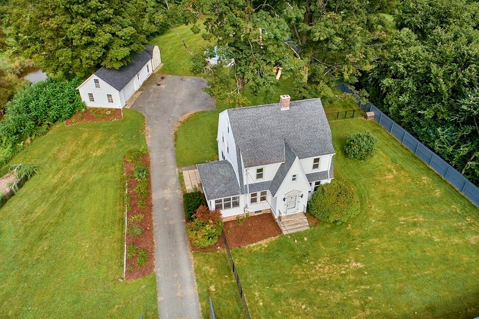 29 West St, West Hatfield, MA 01088 - photo 1