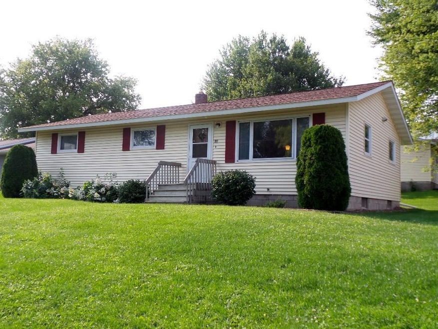 321 W Main St, Alma Center, WI 54611 - photo 1