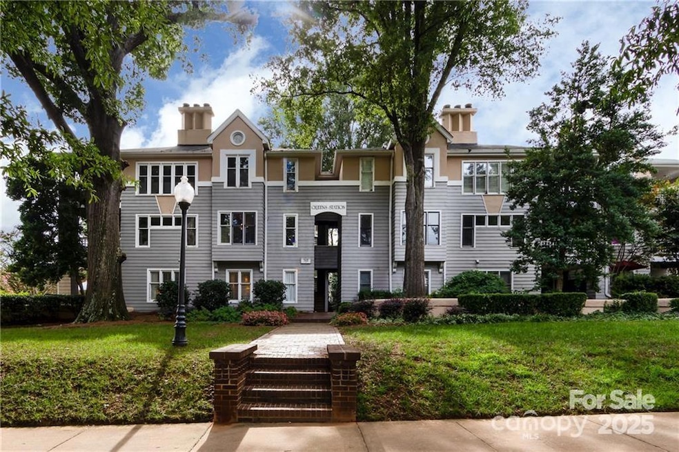 Under Contract $399,000 • Co-Listing Agent