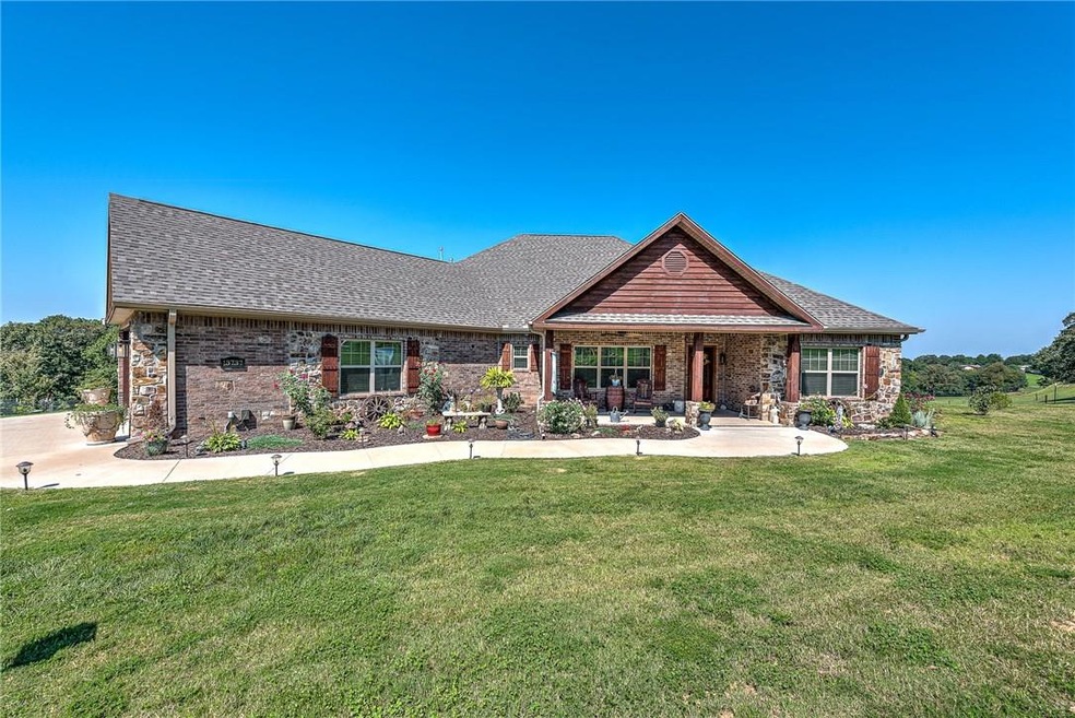 13737 Mineral Springs Rd, West Fork, AR 72774 - photo 1