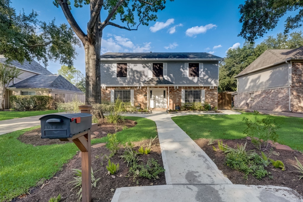 Sold • Co-Listing Agent