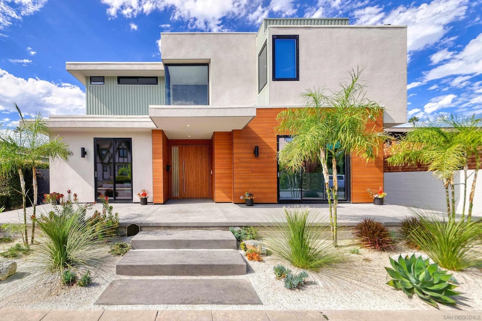 Pending $3,750,000 • Co-Listing Agent