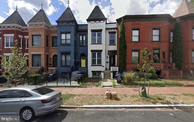 1018 11th St NE, Washington, DC 20002 - photo 1