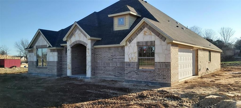 137 Altom Rd, Springtown, TX 76082 - photo 1