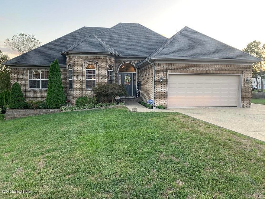 165 Hardwood Dr, Mount Washington, KY 40047 - photo 1