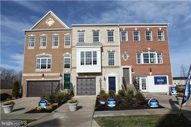 11182 Southport Place, White Plains, MD 20695 - photo 1