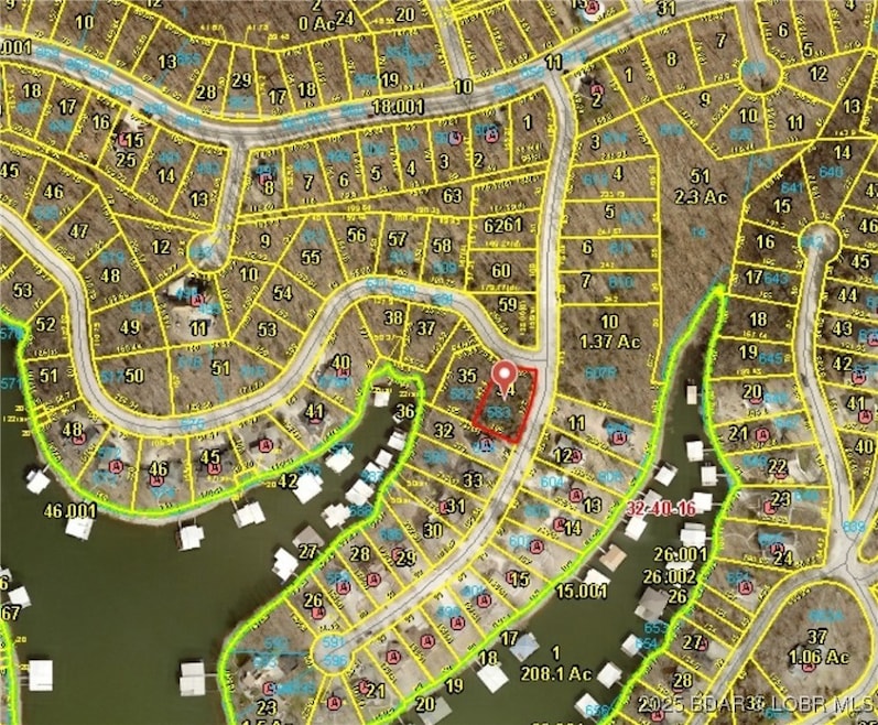 583 Palisades Dr, Village of Four Seasons, MO 65049 - photo 1