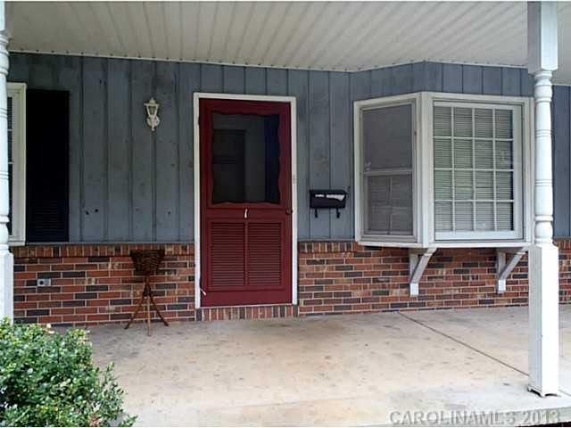 221 N Kelly St unit 1, Statesville, NC 28677 - photo 1