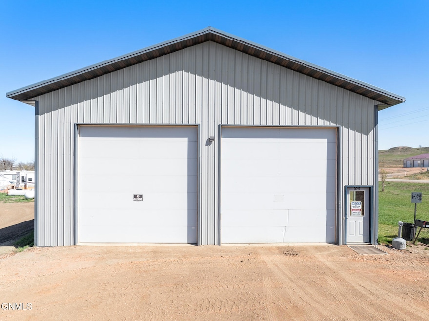 For Sale $539,900 • Co-Listing Agent