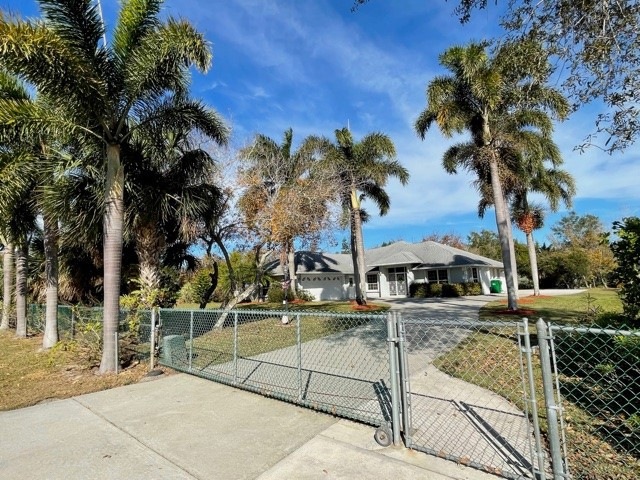 1.06 acre fenced in yard