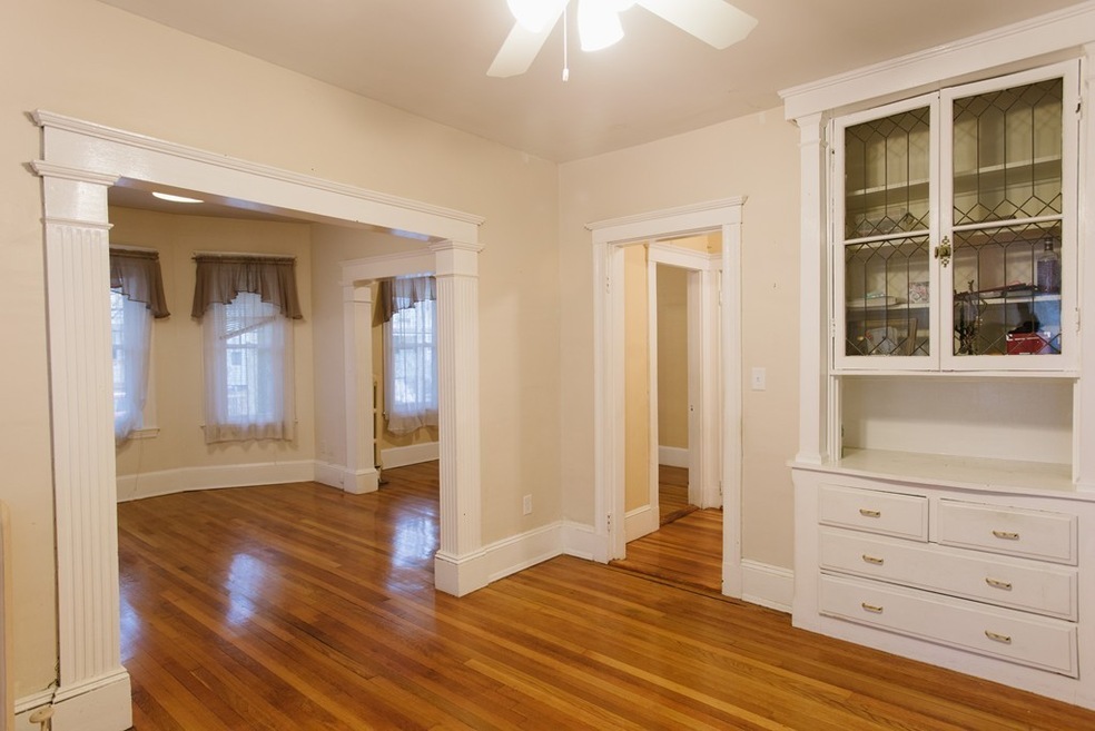 54 Wainwright St unit 1, Dorchester Center, MA 02124 - photo 1