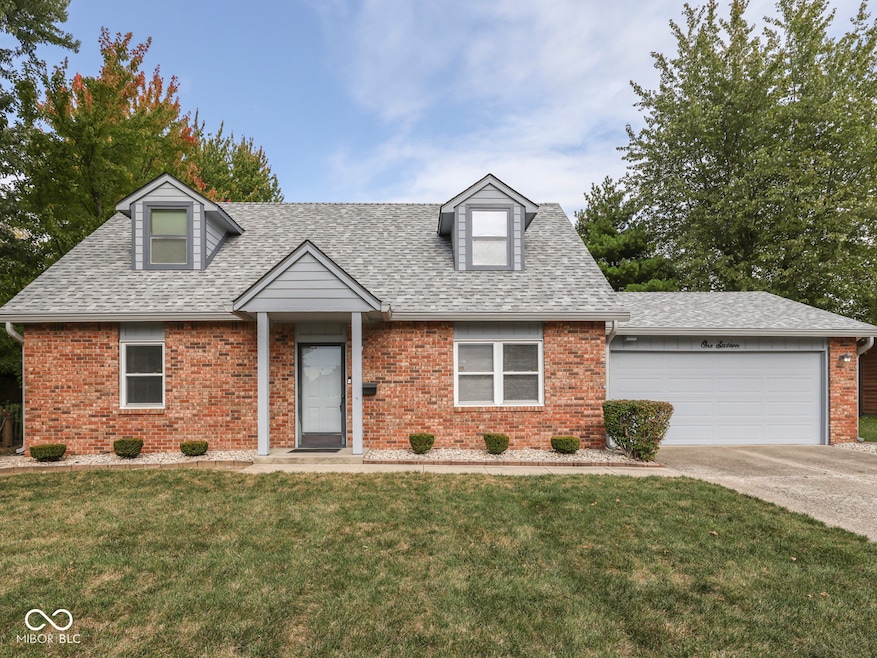 116 Dahlia Ln, Indianapolis, IN 46217 - photo 1