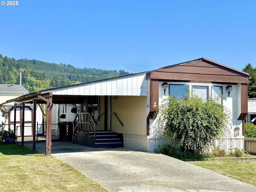 98042 W Benham Ln unit 2, Brookings, OR 97415 - photo 1