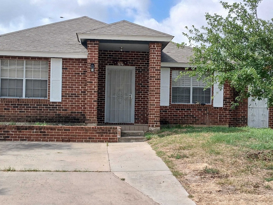 For Rent $1,600/month