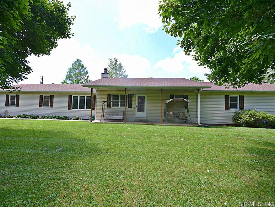 207 Irma Ln, Maryville, IL 62062 - photo 1