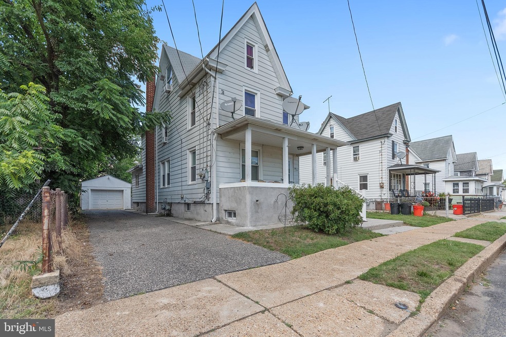 41 Roosevelt St, Paulsboro, NJ 08066 - photo 1