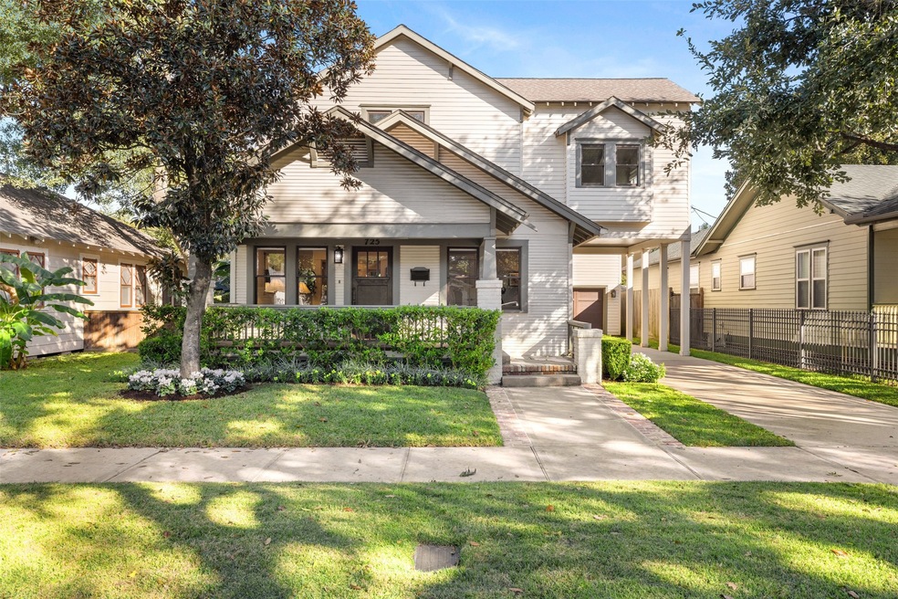 725 E 18th St, Houston, TX 77008 - photo 1