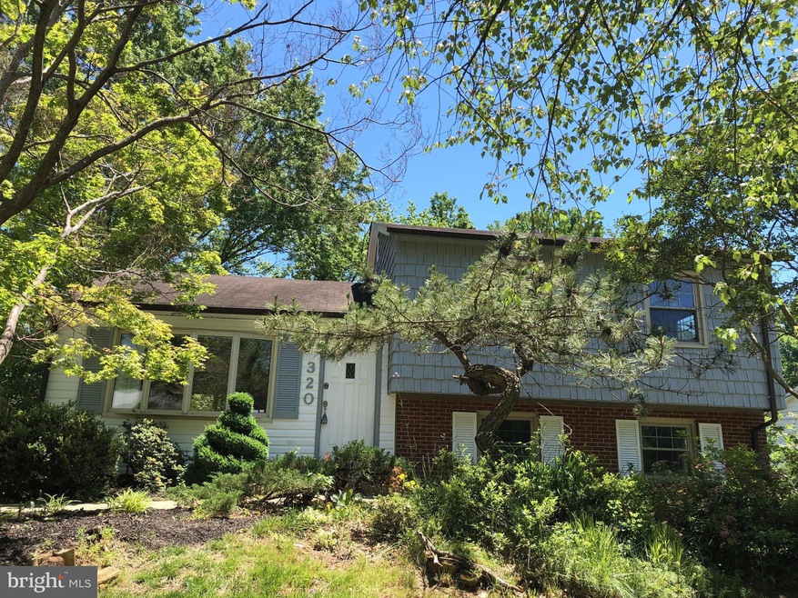 320 Quarry Ave, Capitol Heights, MD 20743 - photo 1