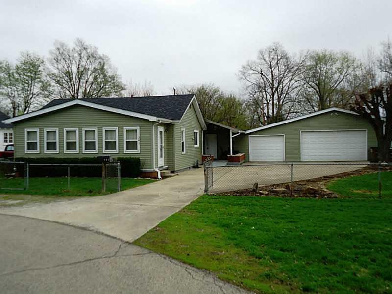 341 N Cherry St, Columbus, IN 47201 - photo 1