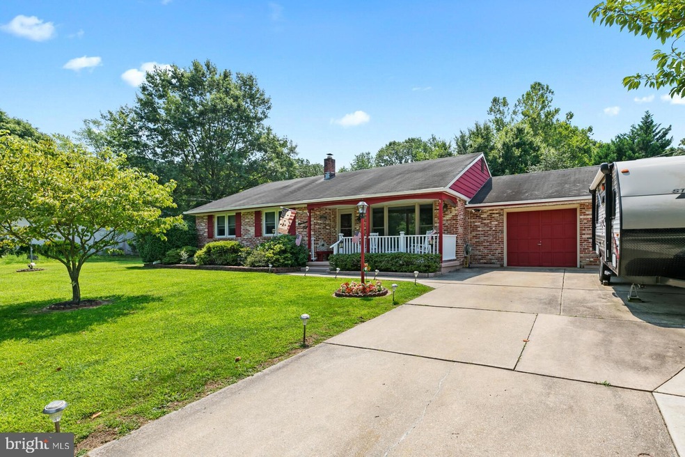 1915 Little Dr, Woodbury, NJ 08096 - photo 1