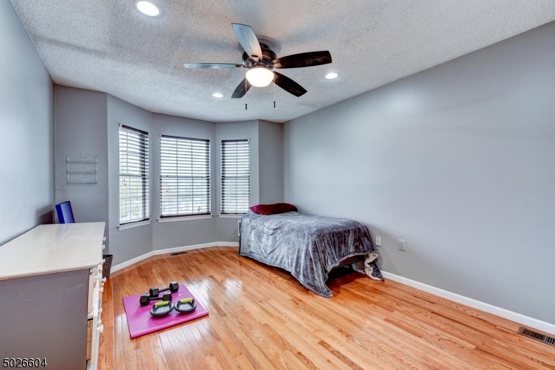 508 Reading Cir, Bridgewater, NJ 08807 - photo 1