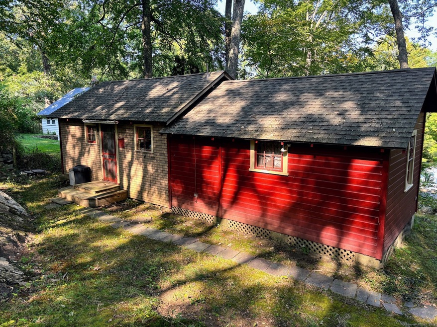 11 Laurel St, Chester, CT 06412 - photo 1