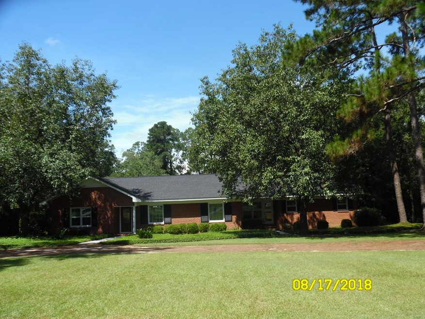 1001 Chester Ave N, Douglas, GA 31533 - photo 1