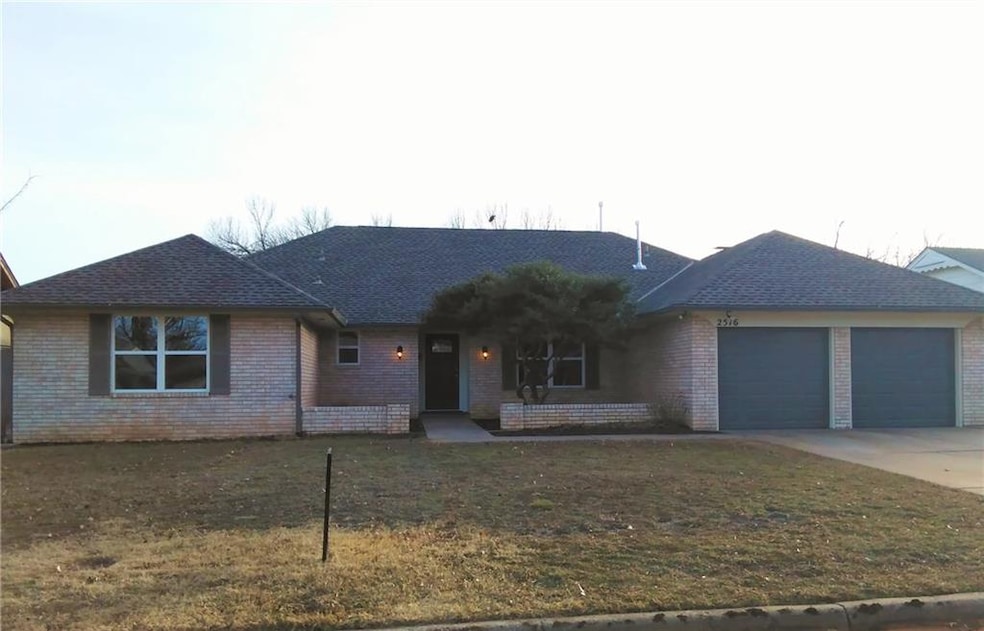 2516 NW 119th St, Oklahoma City, OK 73120 - photo 1
