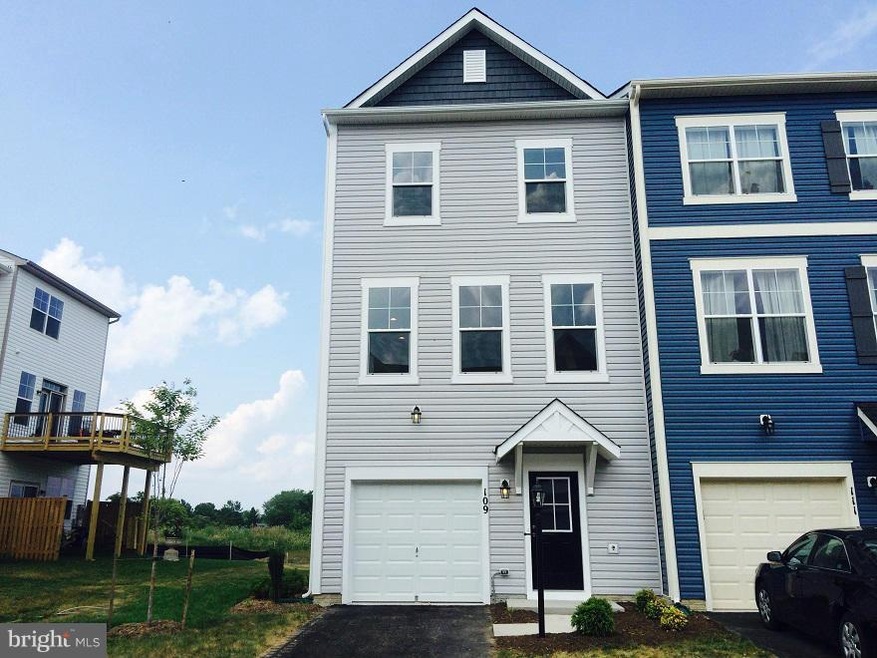 100 Pintangle Ct, Stephenson, VA 22656 - photo 1