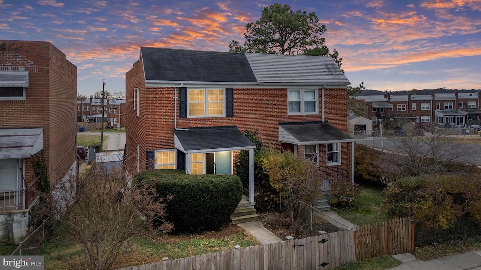 1215 Roland Heights Ave, Baltimore, MD 21211 - photo 1